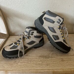 Denali Hiking Boots 8
